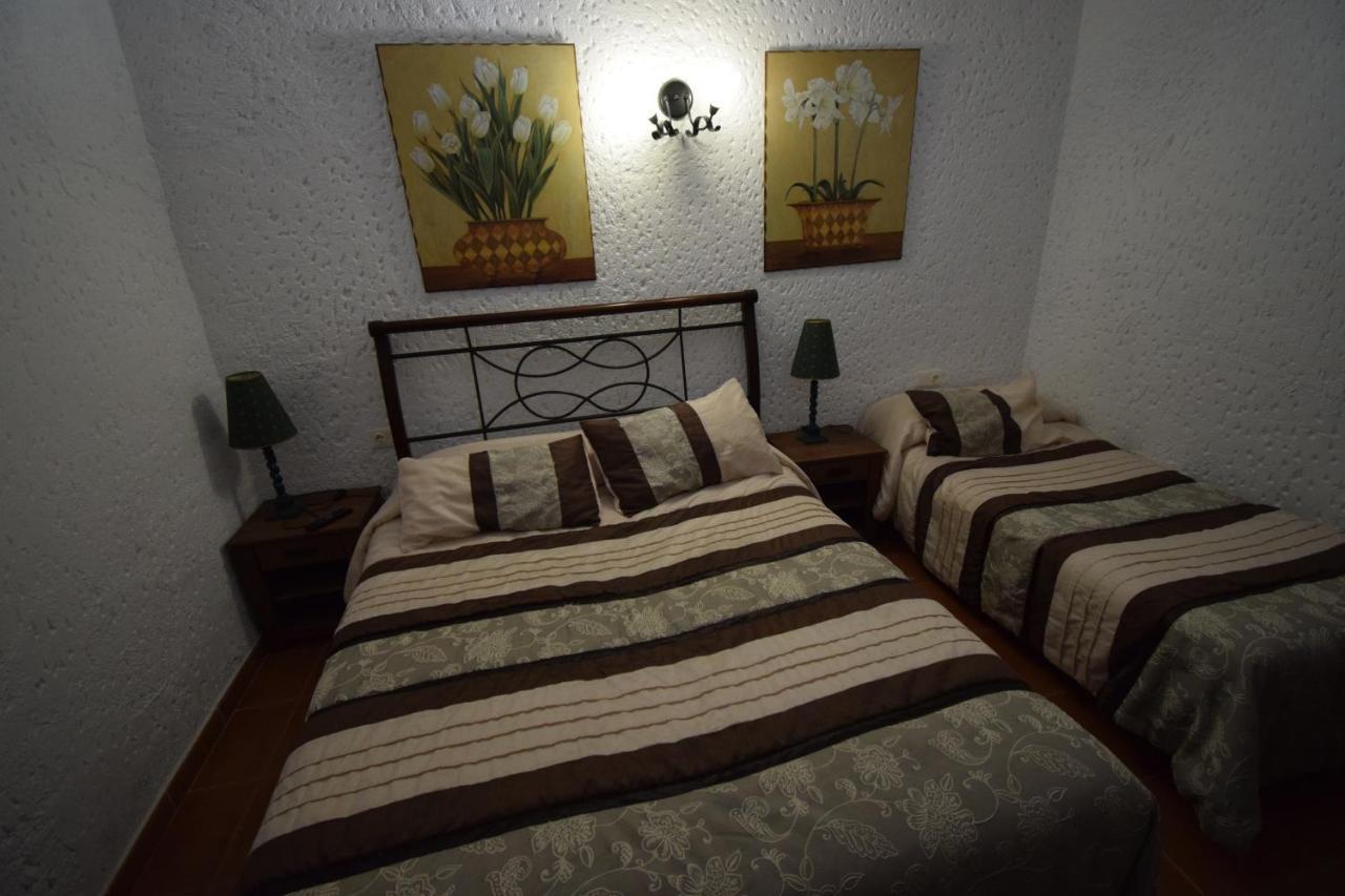 Apartamentos Horno Y Casa De Dulce Purullena Exterior foto