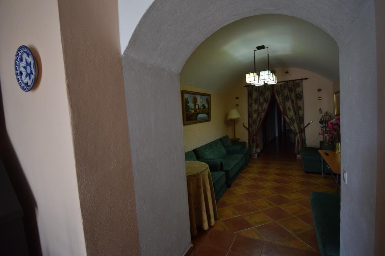 Apartamentos Horno Y Casa De Dulce Purullena Exterior foto